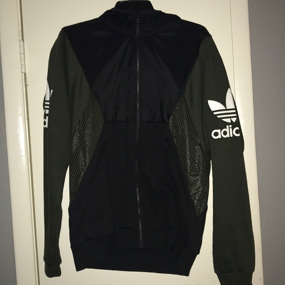 Adidas olive men’s jacket - Picture 1 of 2